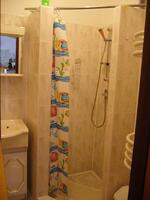 UBYTOVÁNÍ MRÁZKOVÁ